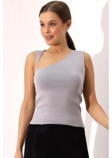 Yarım V Triko Atlet Bluz 1512 fırsatları