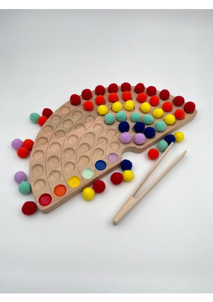 Montessori Eğitici Ahşap Oyuncak – Ahşap Gökkuşağı ve Renkli Keçe Topları