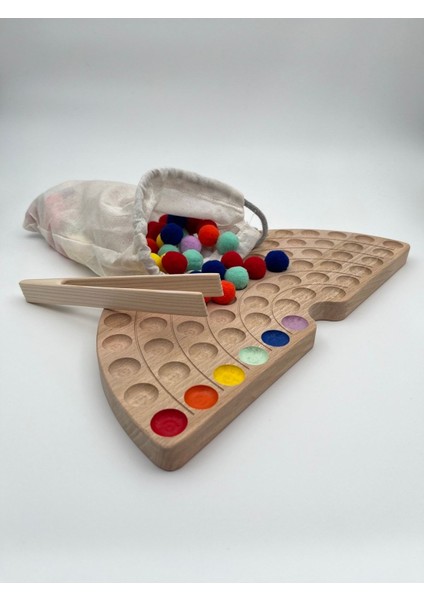 Montessori Eğitici Ahşap Oyuncak – Ahşap Gökkuşağı ve Renkli Keçe Topları