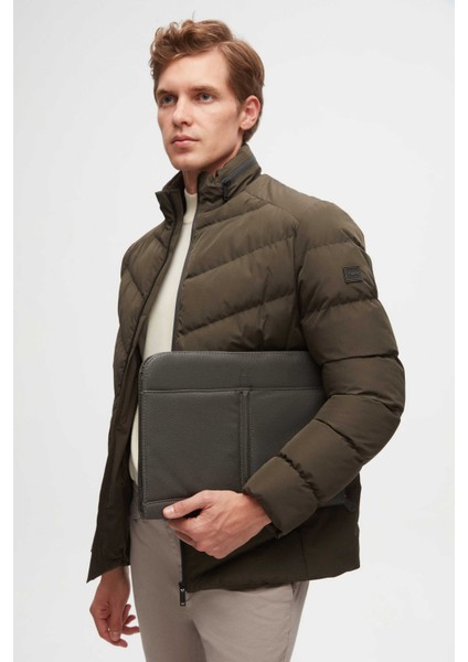 Slim Fit Haki Gizlenebilir Kapüşonlu Elyaf Dolgulu Rüzgar Geçirmez Mont fiyatları