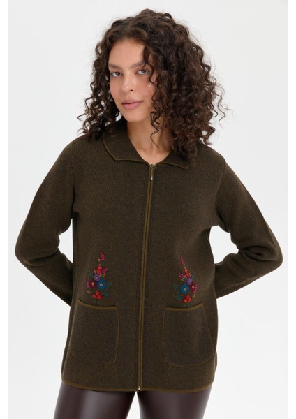 Kadın Polo Yaka Işlemeli Kısa Yün Hırka A.yeşil modelleri