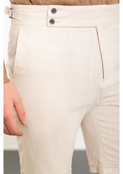 Düz Bej Super Slim Fit Kemerli Keten Erkek Şort