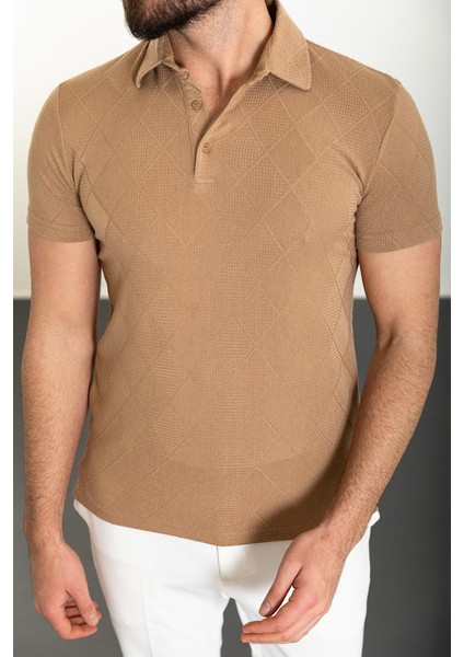 Desenli Bej Slim Fit Polo Yaka Erkek T-Shirt fırsatları