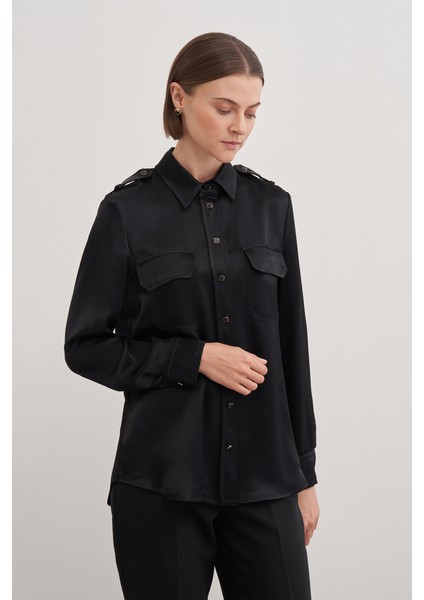 2236111 Apolet Detaylı Gömlek Yaka Saten Bluz fiyatları