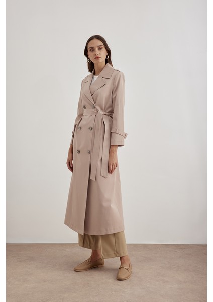 7648111 Işleme Detaylı Kruvaze Kapama Trençkot modelleri