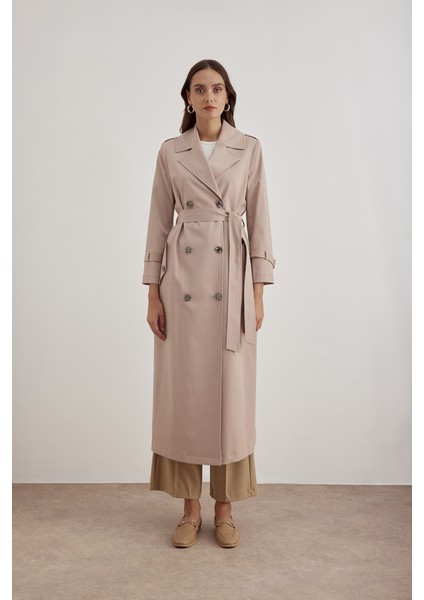 7648111 Işleme Detaylı Kruvaze Kapama Trençkot fırsatları