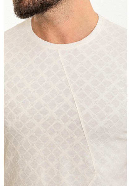 Desenli Ekru Slim Fit Bisiklet Yaka Erkek T-Shirt fiyatları
