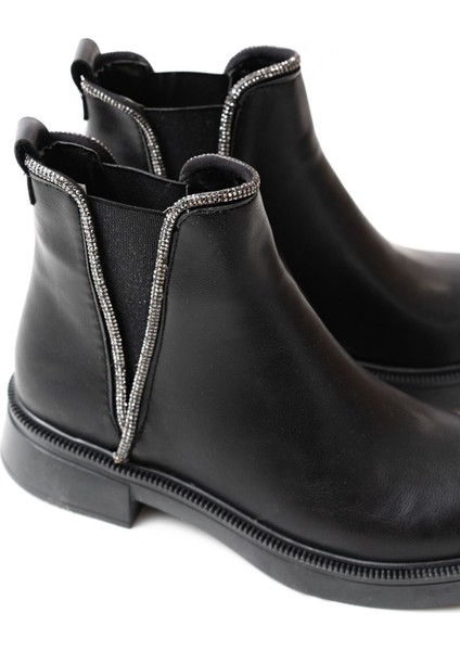 02-02 Siyah Taş Aksesuarlı Lastikli Günlük Kadın Bot indirimleri