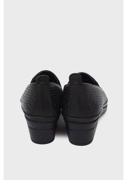 AKYN83.K5 Siyah Kadın Desenli Comfort