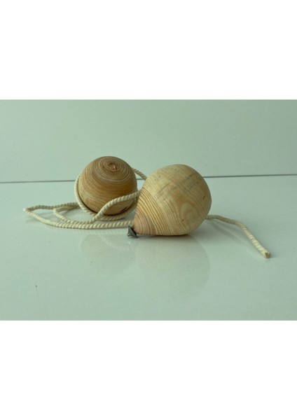 - 20 Adet Ahşap Topaç - Boyasız - Geleneksel Oyuncak - Nostaljik Oyuncak - 2 Metre İpiyle