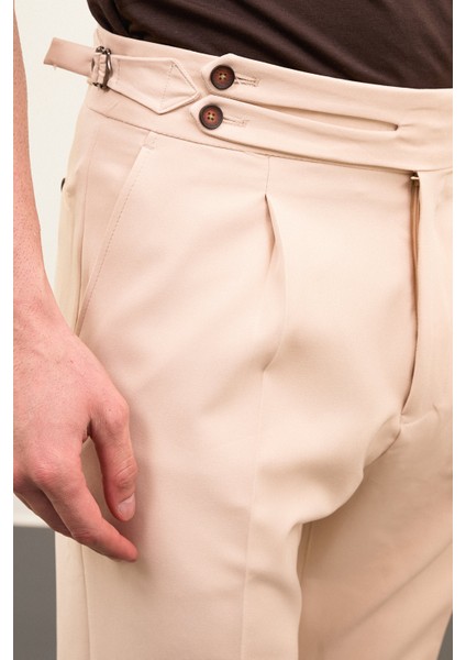 Düz Taş Rengi Super Slim Fit Kemer Detaylı Tokalı Pileli Erkek Pantolon fiyatları