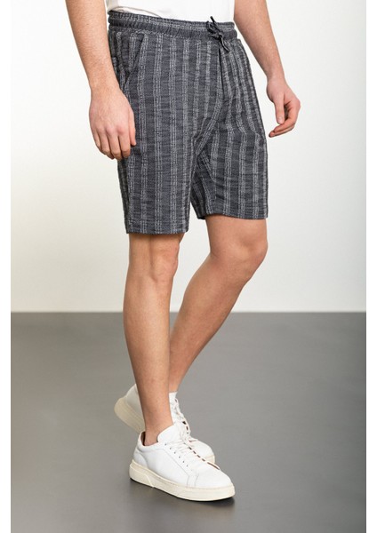 Çizgili Siyah Super Slim Fit Beli Lastikli İpli Erkek Şort