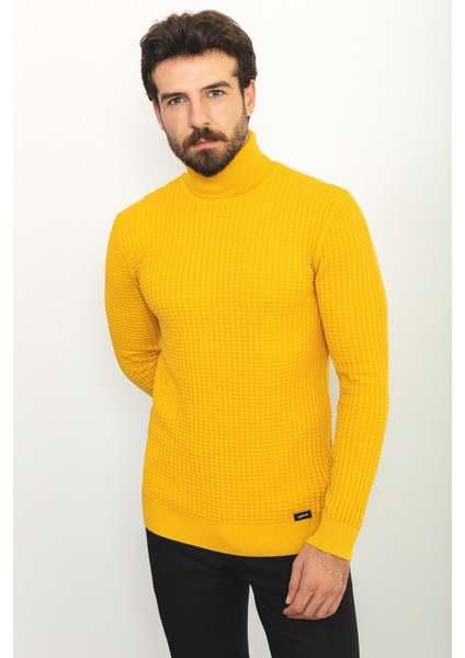 Dokulu Sarı Renk Slim Fit Tam Balıkçı Yaka Erkek Kazak