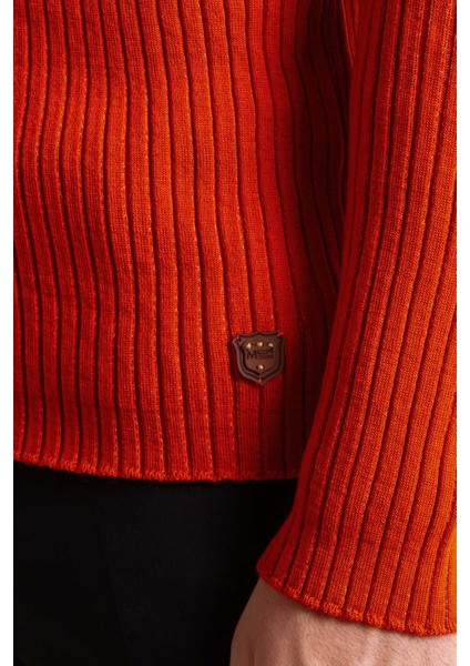 Fitilli Oranj Rengi Slim Fit Erkek Yarım Balıkçı Yaka Kazak