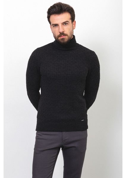 Desenli Siyah Renk Slim Fit Tam Balıkçı Yaka Yün Erkek Kazak