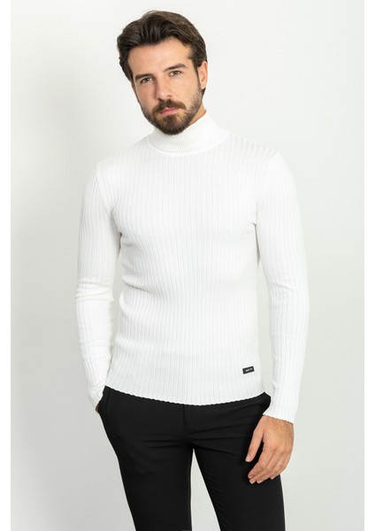 Çizgili Beyaz Renk Slim Fit Tam Balıkçı Yaka Erkek Kazak