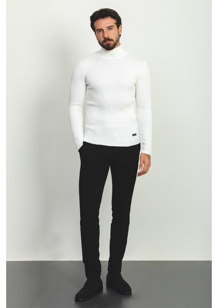 Çizgili Beyaz Renk Slim Fit Tam Balıkçı Yaka Erkek Kazak modelleri