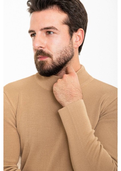 Düz Kamel Rengi Slim Fit Yarım Balıkçı Yaka Yün Erkek Triko Kazak