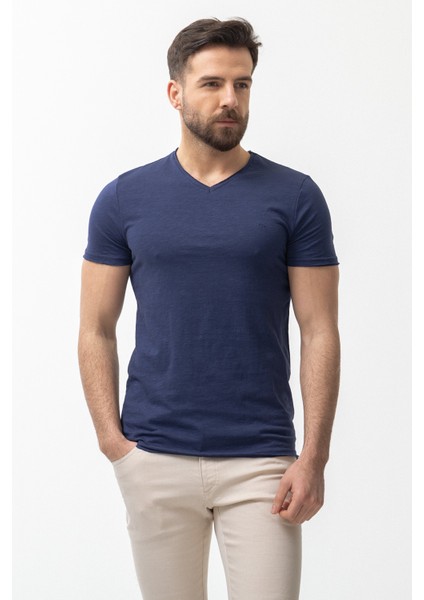 Desenli Lacivert Renk Slim Fit V Yaka Basic Erkek T-Shirt