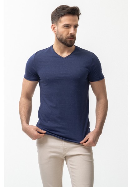 Desenli Lacivert Renk Slim Fit V Yaka Basic Erkek T-Shirt