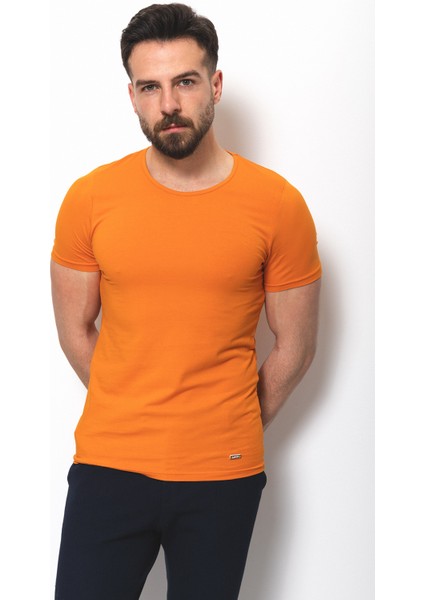 Düz Super Slim Fit Bisiklet Yaka Basic Erkek T-Shirt fırsatları