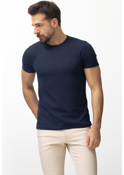 Desenli Lacivert Slim Fit Bisiklet Yaka Basic Erkek T-Shirt fırsatları