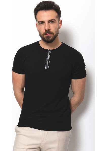 Desenli Siyah Slim Fit Fermuarlı Bisiklet Yaka Erkek T-Shirt