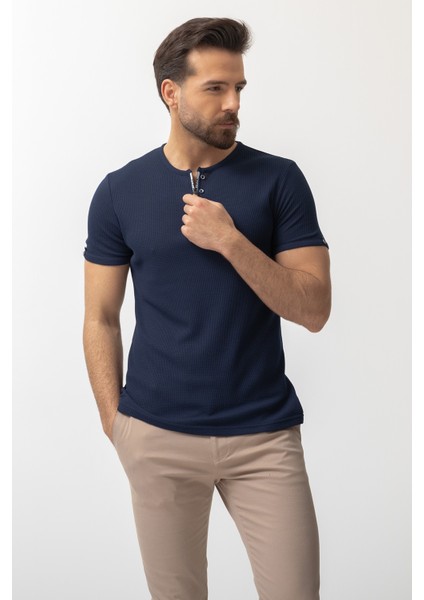 Desenli Lacivert Slim Fit Fermuarlı Bisiklet Yaka Erkek T-Shirt