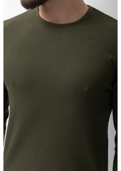 Haki Rengi Slim Fit Uzun Kollu Bisiklet Yaka Erkek T-shirt fiyatları