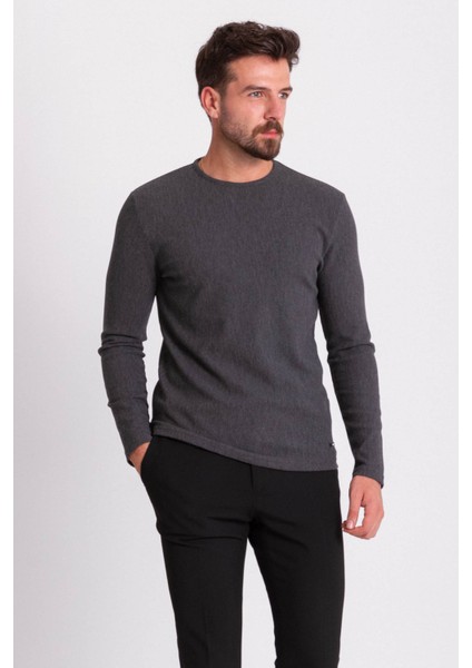 Antrasit Rengi Slim Fit Uzun Kollu Bisiklet Yaka Erkek T-shirt fiyatları