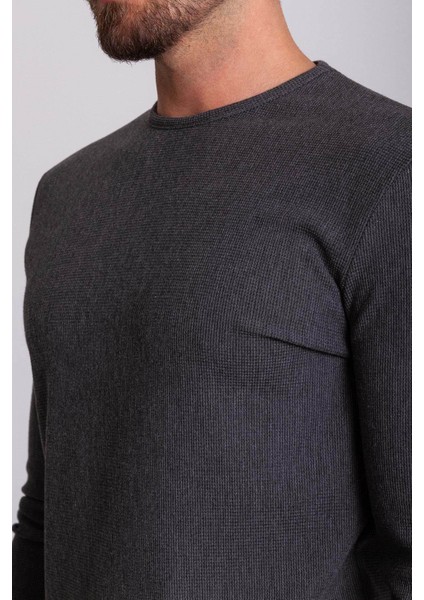 Antrasit Rengi Slim Fit Uzun Kollu Bisiklet Yaka Erkek T-shirt modelleri