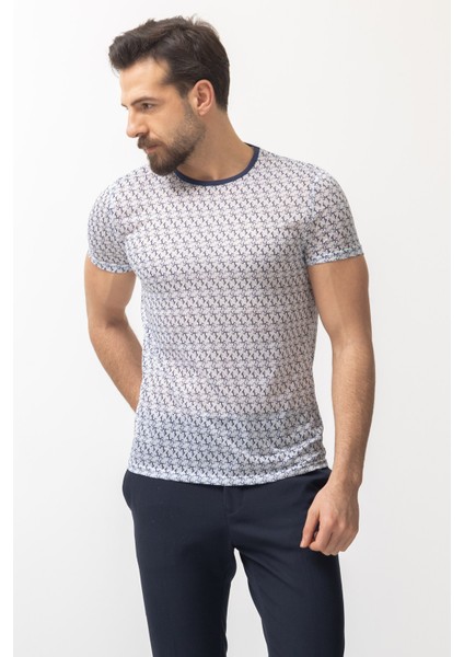 Desenli Lacivert Renk Slim Fit Bisiklet Yaka Erkek T-shirt fırsatları