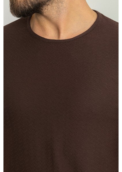 Desenli Kahverengi Slim Fit Bisiklet Yaka Erkek T-Shirt fiyatları