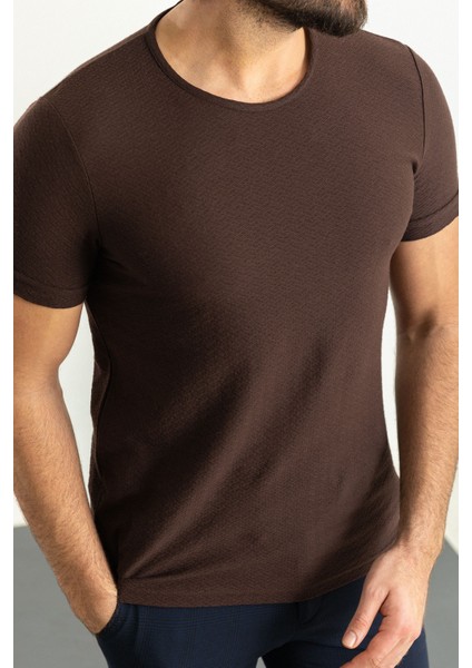 Desenli Kahverengi Slim Fit Bisiklet Yaka Erkek T-Shirt indirimleri