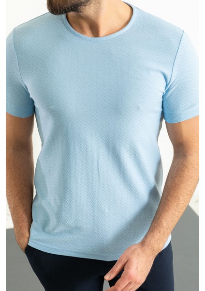 Desenli Mavi Renk Slim Fit Bisiklet Yaka Erkek T-Shirt indirimleri