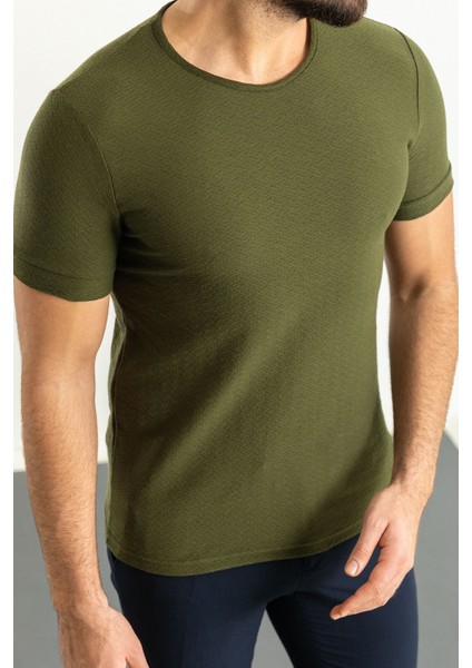 Desenli Haki Rengi Slim Fit Bisiklet Yaka Erkek T-Shirt indirimleri