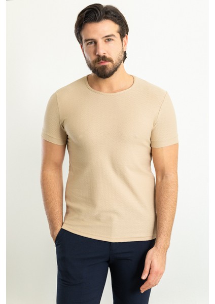 Desenli Bej Rengi Slim Fit Bisiklet Yaka Erkek T-Shirt modelleri