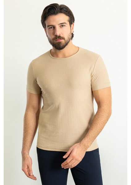 Desenli Bej Rengi Slim Fit Bisiklet Yaka Erkek T-Shirt fırsatları
