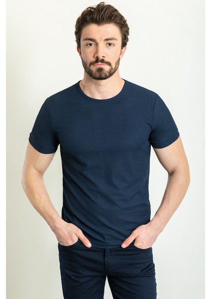 Düz Lacivert Renk Slim Fit Bisiklet Yaka Erkek T-Shirt modelleri
