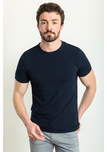Kareli Desenli Lacivert Renk Slim Fit Bisiklet Yaka Erkek T-Shirt