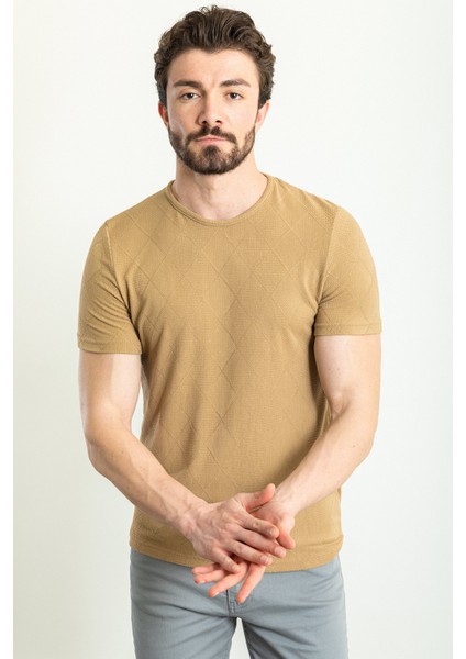 Kareli Desenli Bej Rengi Slim Fit Bisiklet Yaka Erkek T-Shirt modelleri