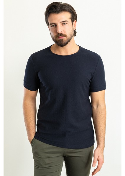 Desenli Lacivert Renk Slim Fit Bisiklet Yaka Erkek T-Shirt