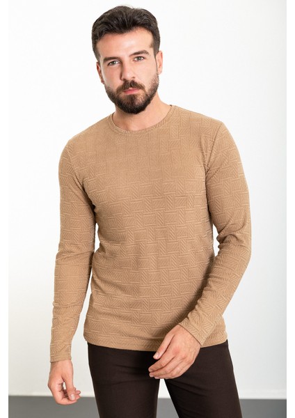 Desenli Bej Slim Fit Bisiklet Yaka Uzun Kollu Erkek T-Shirt fırsatları