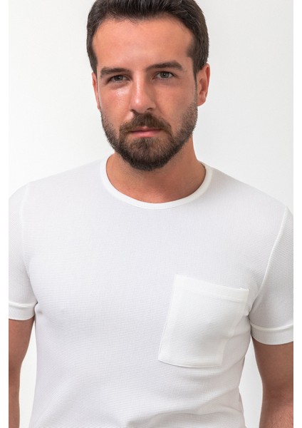 Desenli Ekru Rengi Slim Fit Bisiklet Yaka Basic Erkek T-Shirt indirimleri