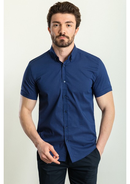 Desenli Lacivert Renk Slim Fit Kısa Kollu Erkek Gömlek fırsatları