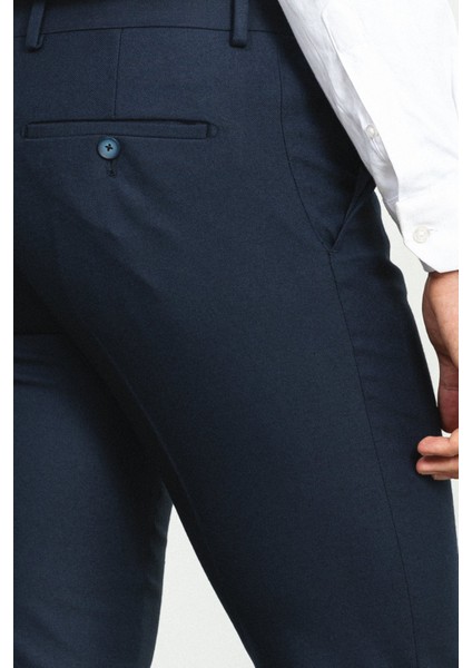 Desenli Lacivert Renk Slim Fit Klasik Yün Erkek Pantolon
