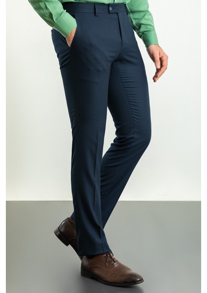 Desenli Lacivert Renk Slim Fit Klasik Erkek Pantolon