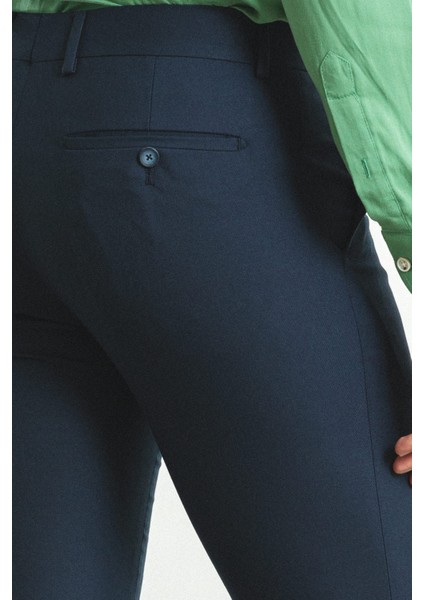 Desenli Lacivert Renk Slim Fit Klasik Erkek Pantolon modelleri