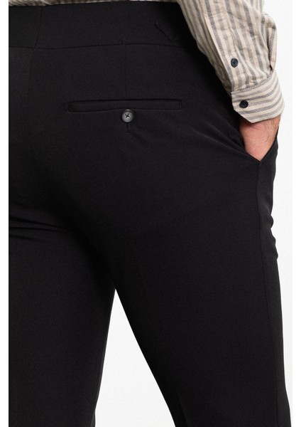 Düz Siyah Super Slim Fit Kemerli Erkek Pantolon