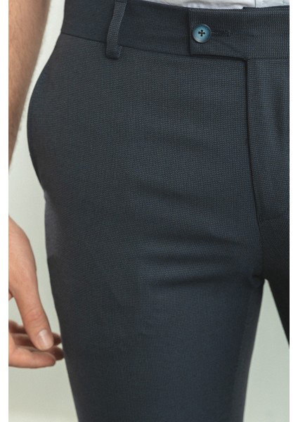 Desenli Siyah Renk Slim Fit Klasik Erkek Pantolon